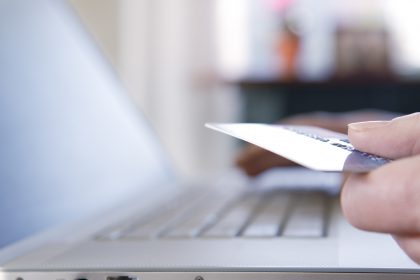Using your credit card for online shopping? Get these tips!