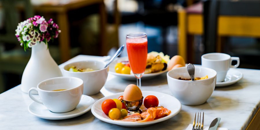 How to visit restaurants safely and considerately
